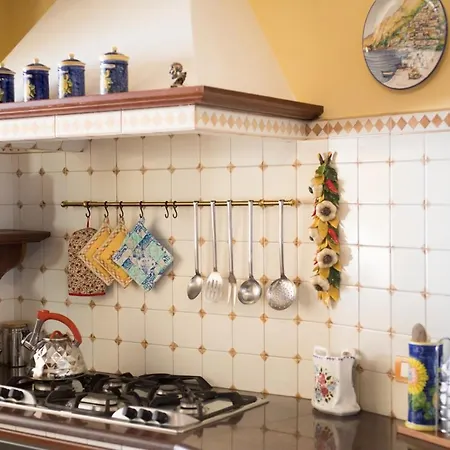 Holiday home Ilary House - De Vivo Realty