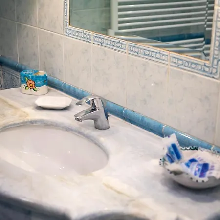 Ilary House - De Vivo Realty Positano