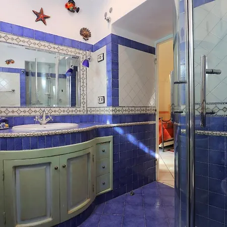 Holiday home Ilary House - De Vivo Realty *