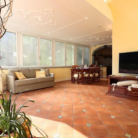 Ilary House - De Vivo Realty Holiday home Positano