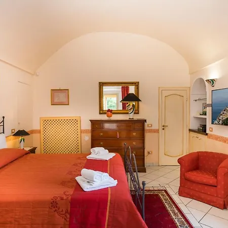 Holiday home Ilary House - De Vivo Realty *