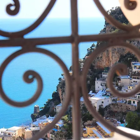 Ilary House - De Vivo Realty Holiday home