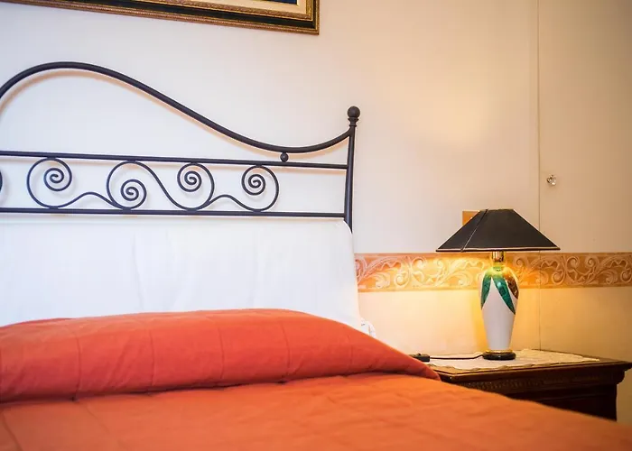 Ilary House - De Vivo Realty * Positano