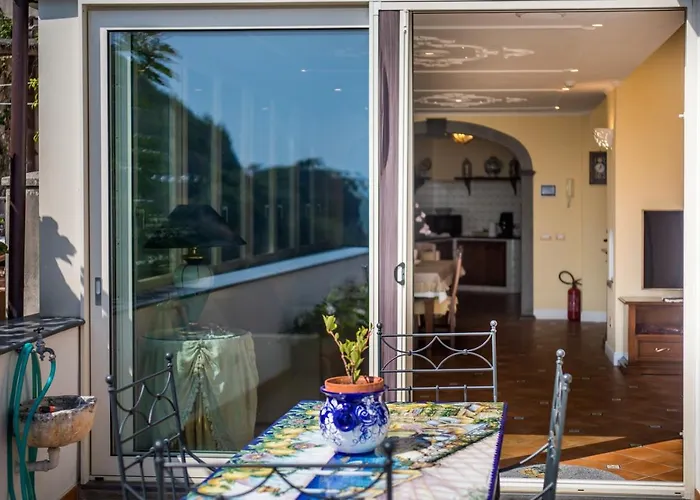 Ilary House - De Vivo Realty Nyaraló *