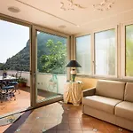 Holiday home De Vivo Realty - Ilary House *